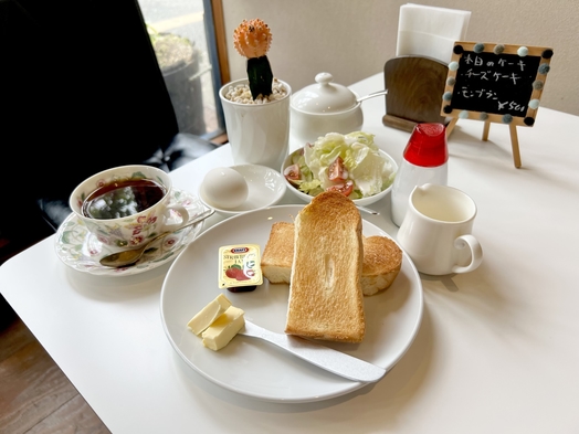 【朝食付】喫茶店のモーニングで1日をスタート！徳島市中心のコンドミニアムタイプの宿で滞在